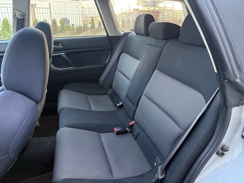 Subaru Legacy 2.5i
