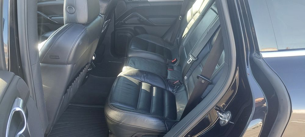 Autoutilitara 5 locuri Cayenne S 4.8 benzina