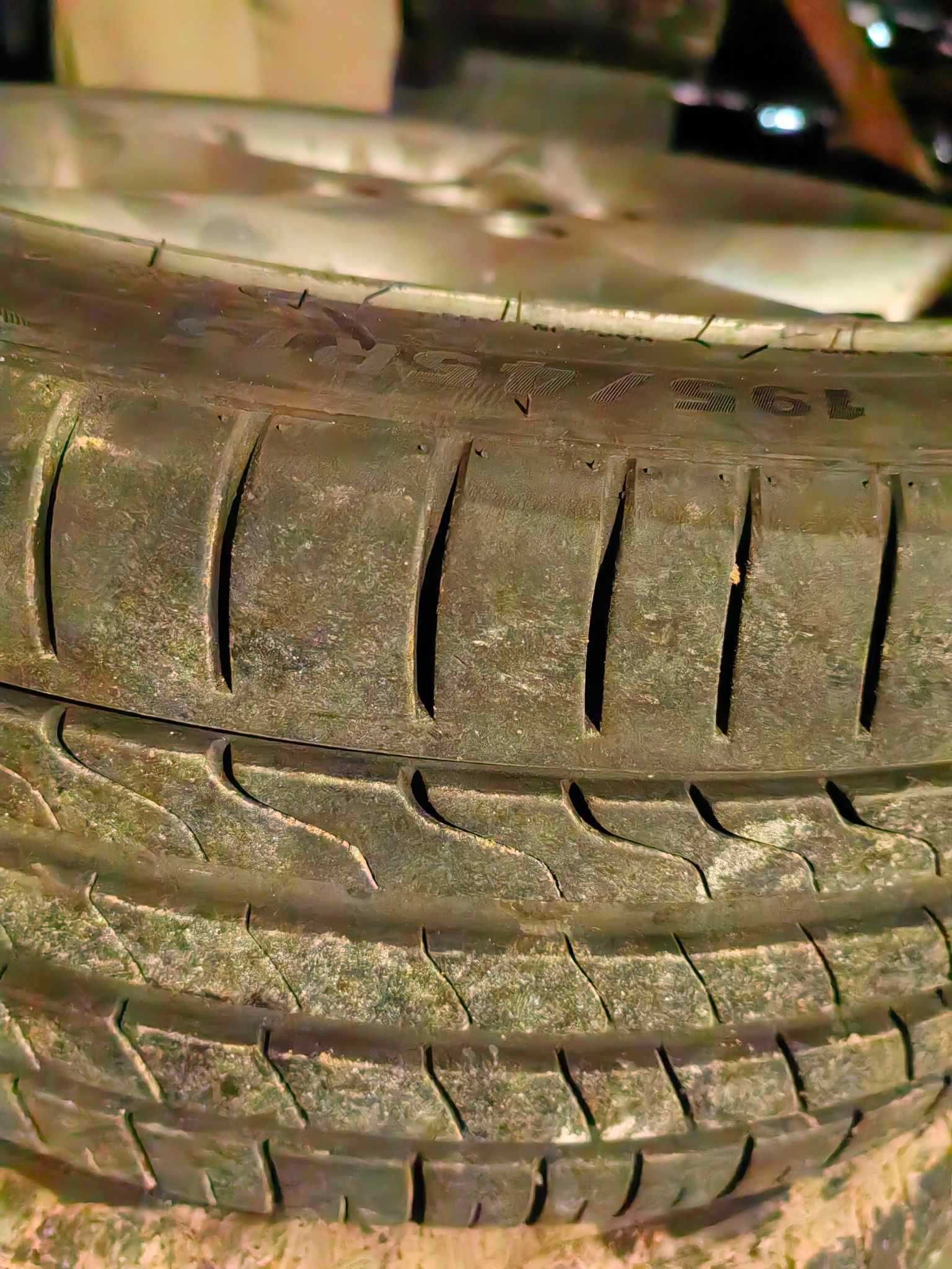 Jenti cu Anvelope 195/45R15