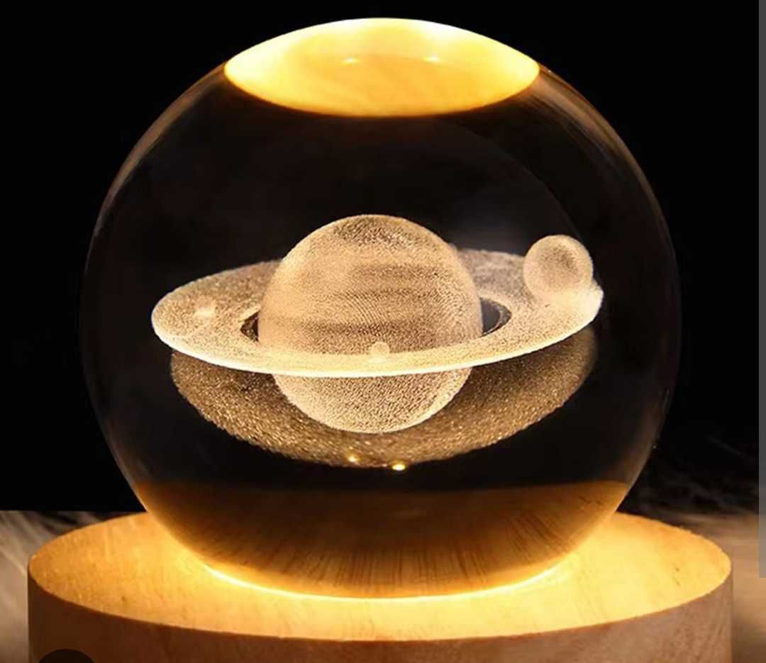 3D нощна лампа космос-Сатурн и нейните луни
