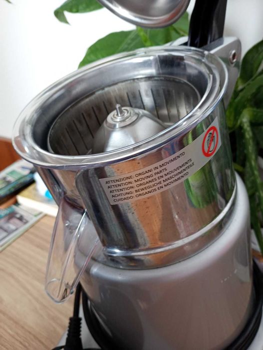 Фреш машина Macap за заведение