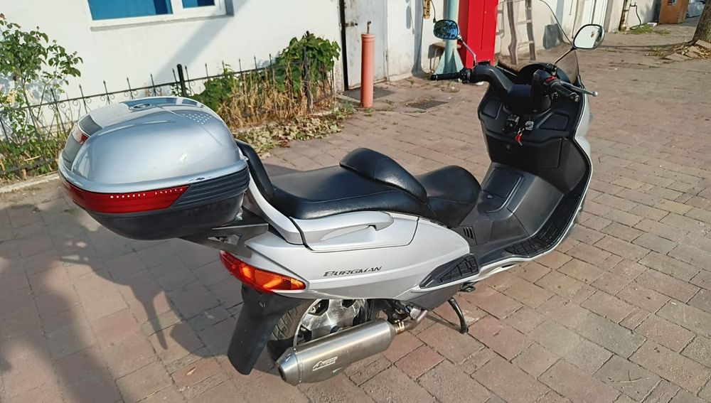 Maxiscuter Burgman 250