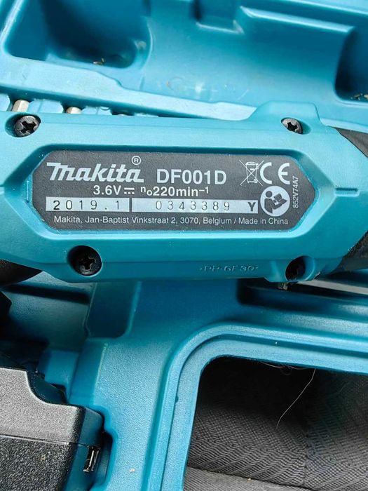 Акумулаторна отвертка MAKITA DF001DW