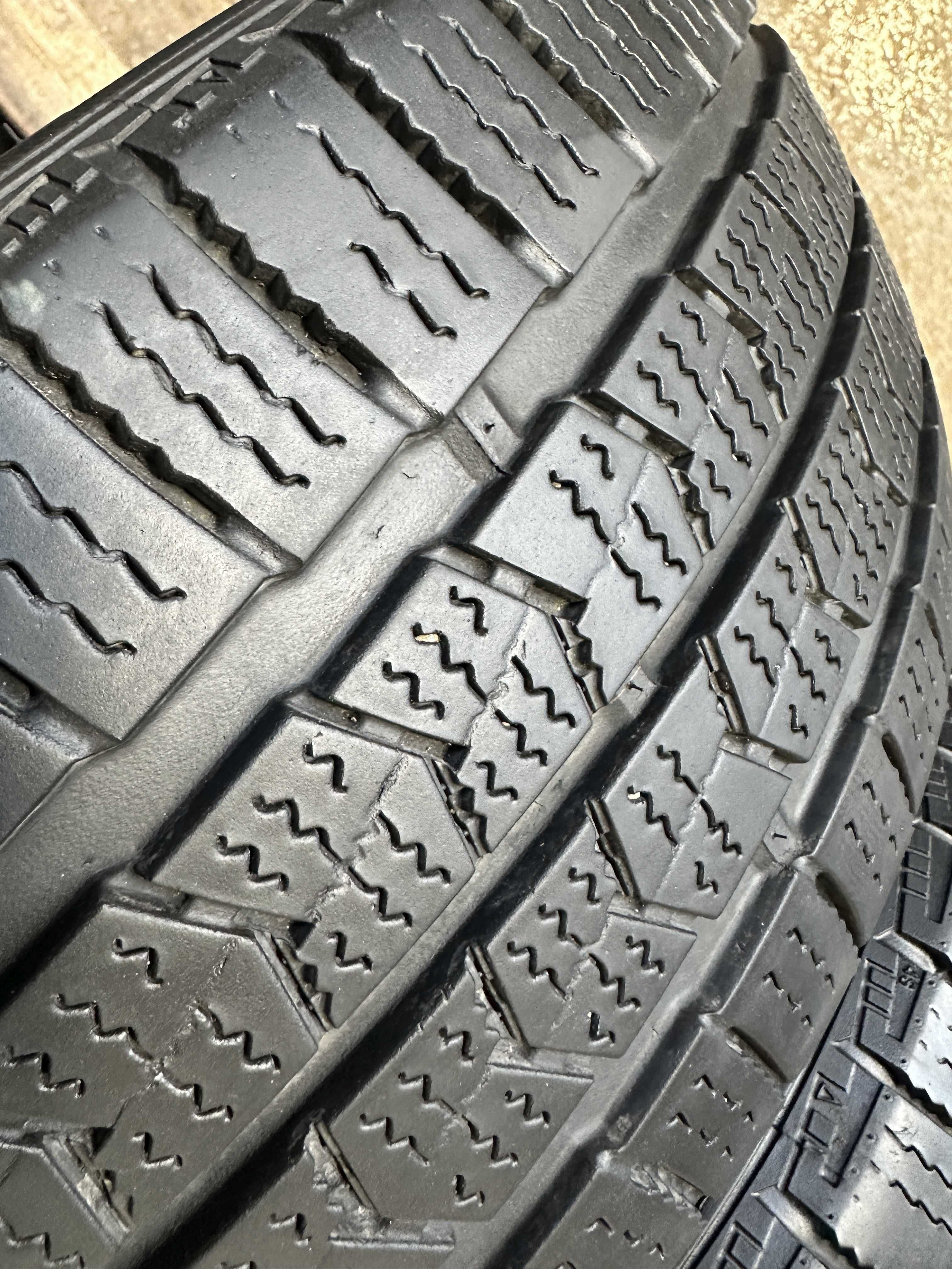 SET 2 Anvelope Iarna 215/60 R16C NEXEN WinGuard WT1 103/101T