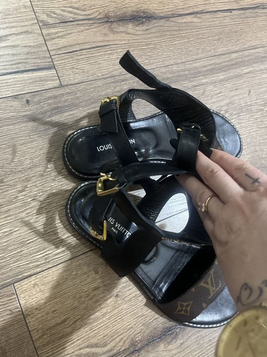 Sandale piele purtate o singura data