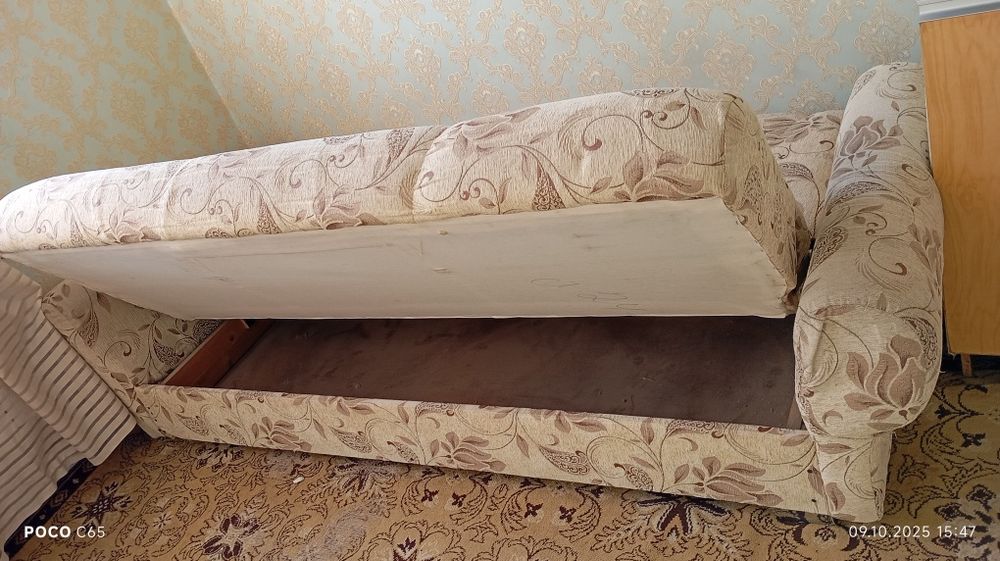 Диван в хорошем состоянии