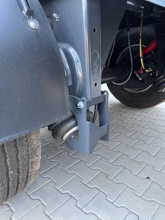 Remorca transport bustean forestier