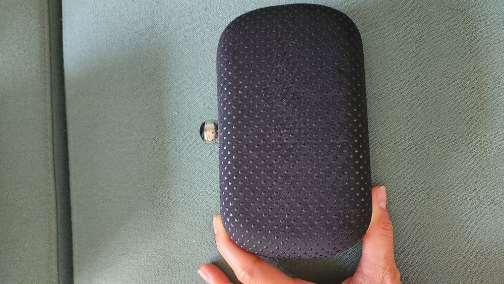 Giorgio Armani чисто нови клъчове/дамска чанта