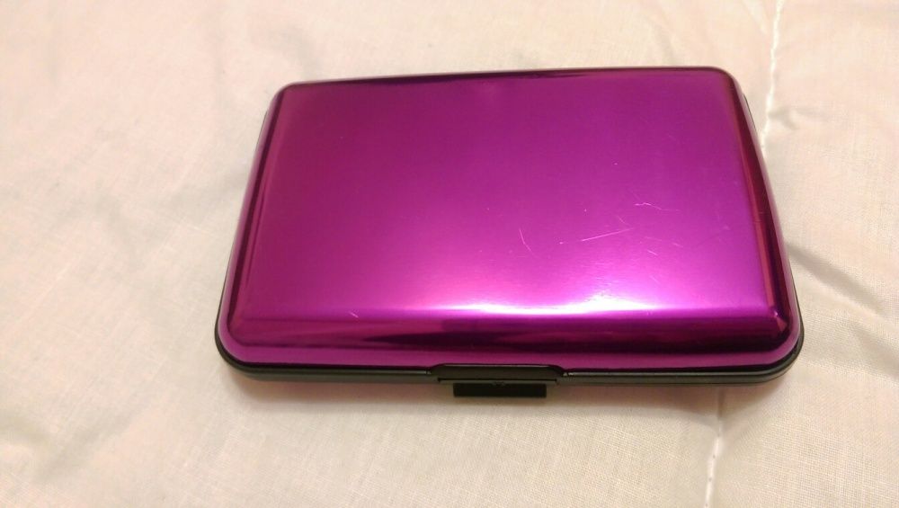 Portofel din aluminiu pentru carduri anti RFID