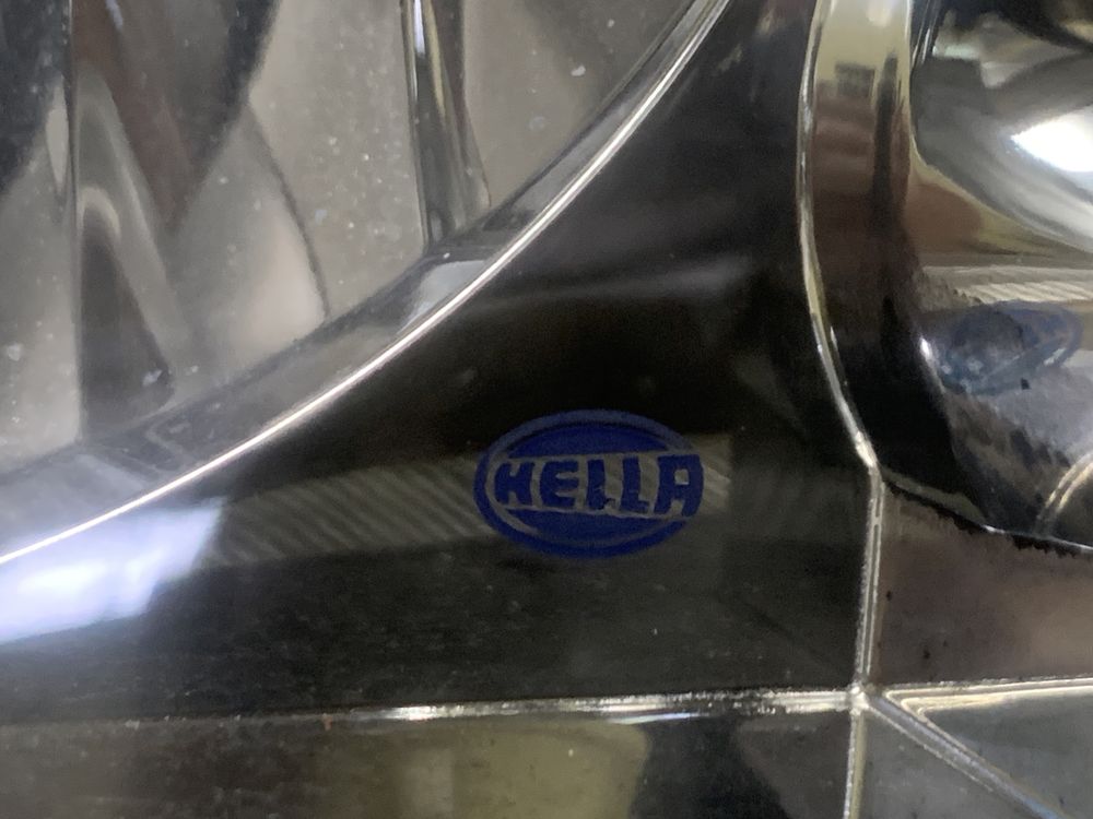 Десен Фар Hella за Голф 3 здрав рефлектор, корпус, уши, здрава инстала