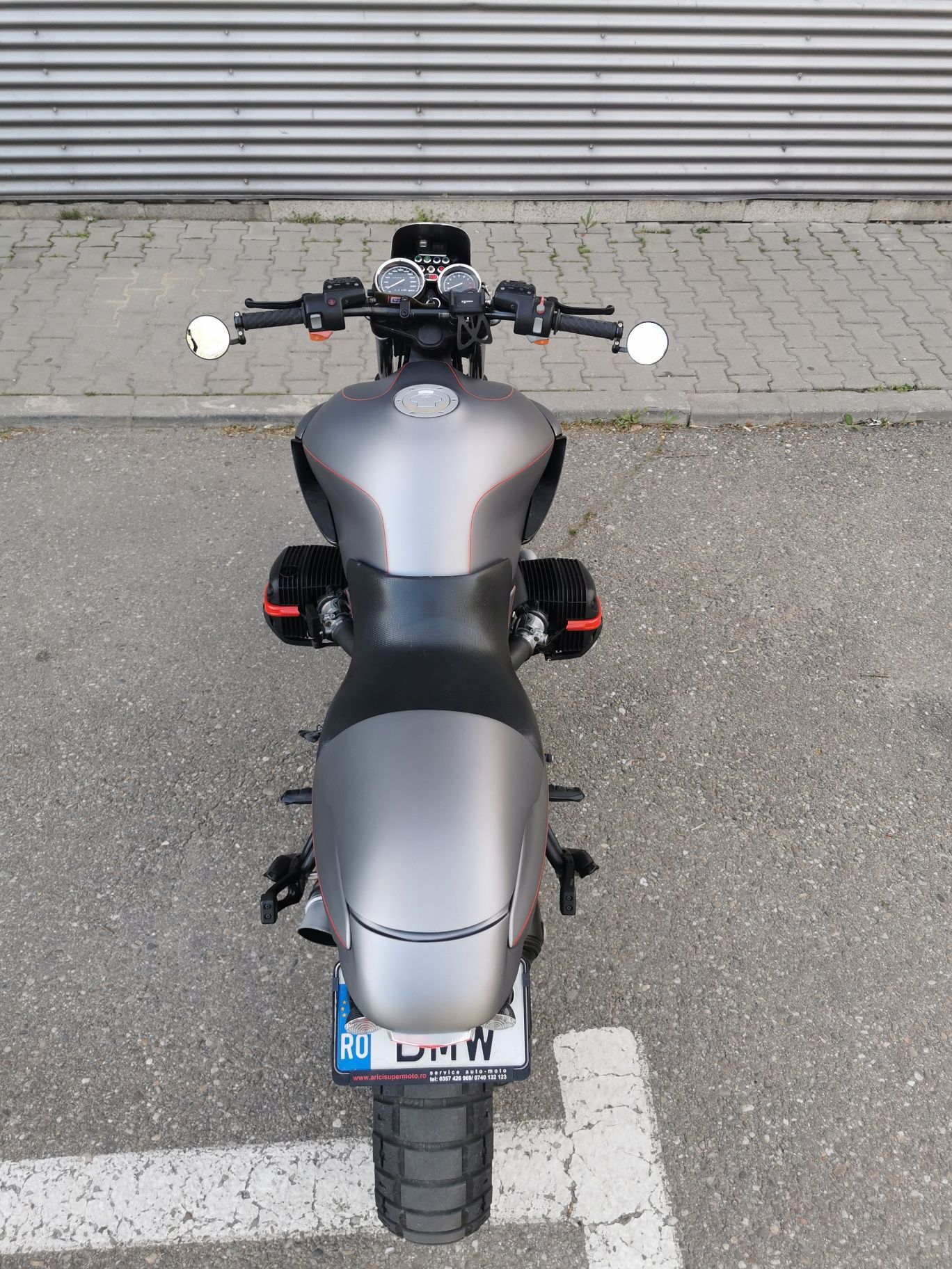 Vând BMW r1150r CUSTOM