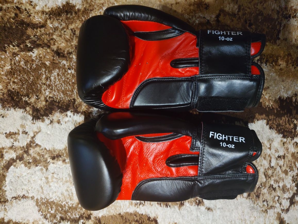 Нови оригинални боксови ръкавици -  BENLEE Rocky Marciano  10-oz