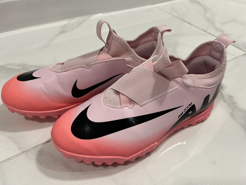 Футболни стоножки Nike Air Zoom Mercurial Vapor