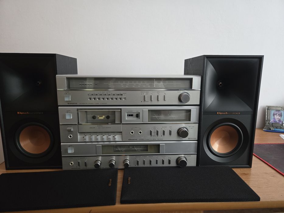 Linie audio Sanyo JA-2003