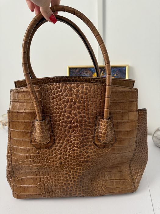 Geanta piele Musette: dimensiuni 31-35 cm