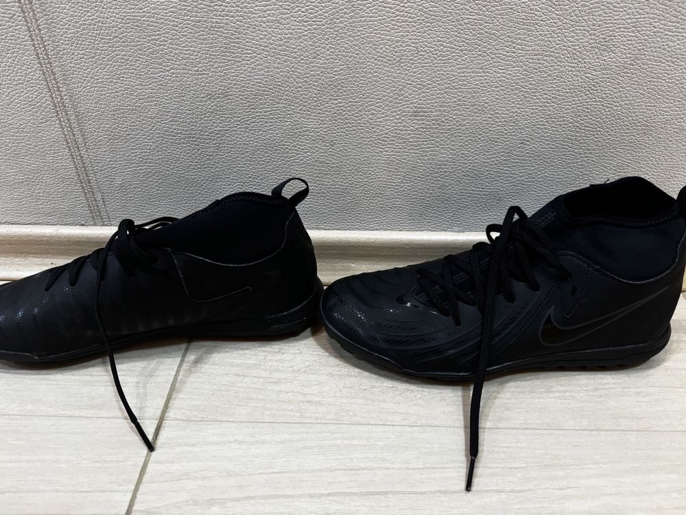 Маратонки-Стоножки Nike Phantom Luna 2; 40 номер