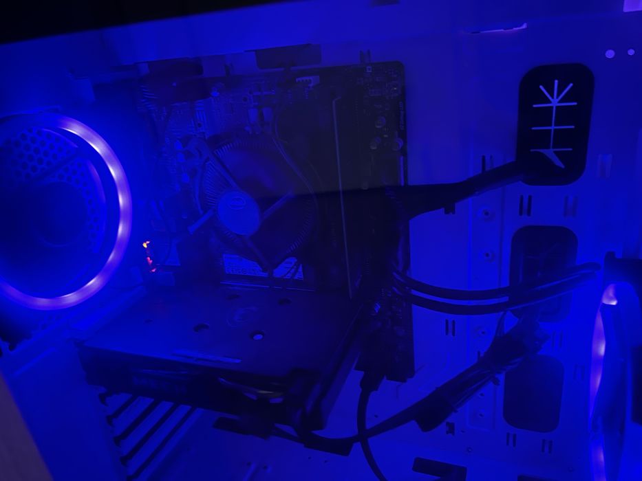 PC entry level de gaming: i5 10400F Comet Lake, SSD 512 + 1 TB