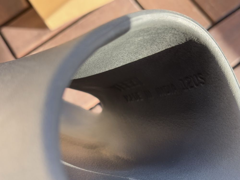 Adidas Yeezy Slides Onyx / 47 / ПЕРФЕКТНИ