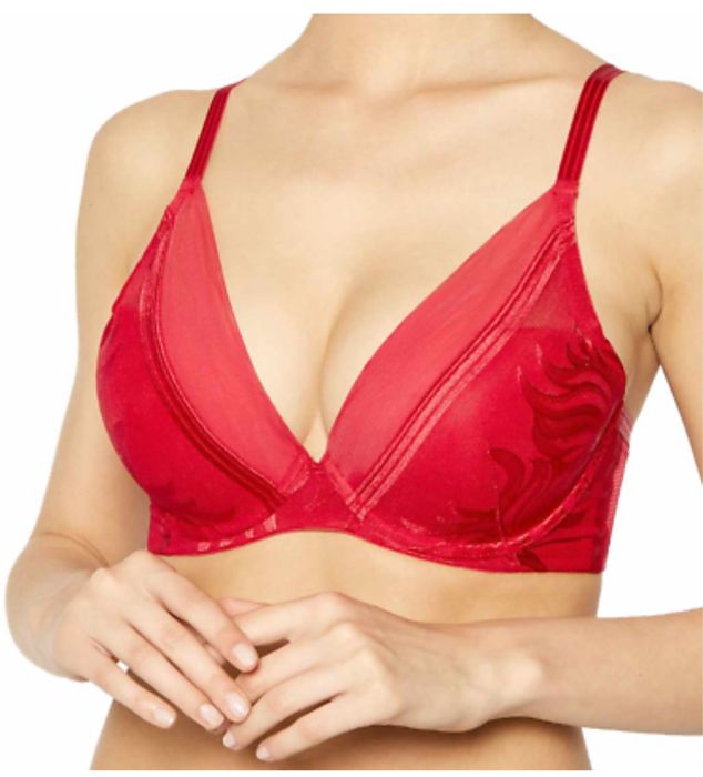 Triumph сутиен 70 D Нов Цена 25 лв/брой