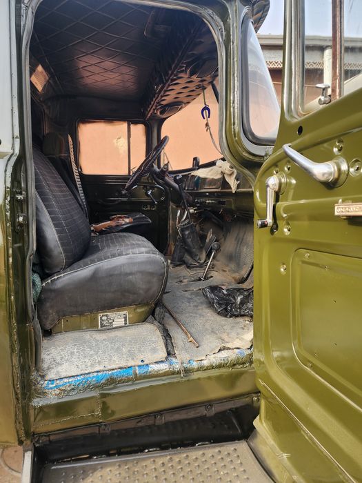 Zil kvadrat Samosval