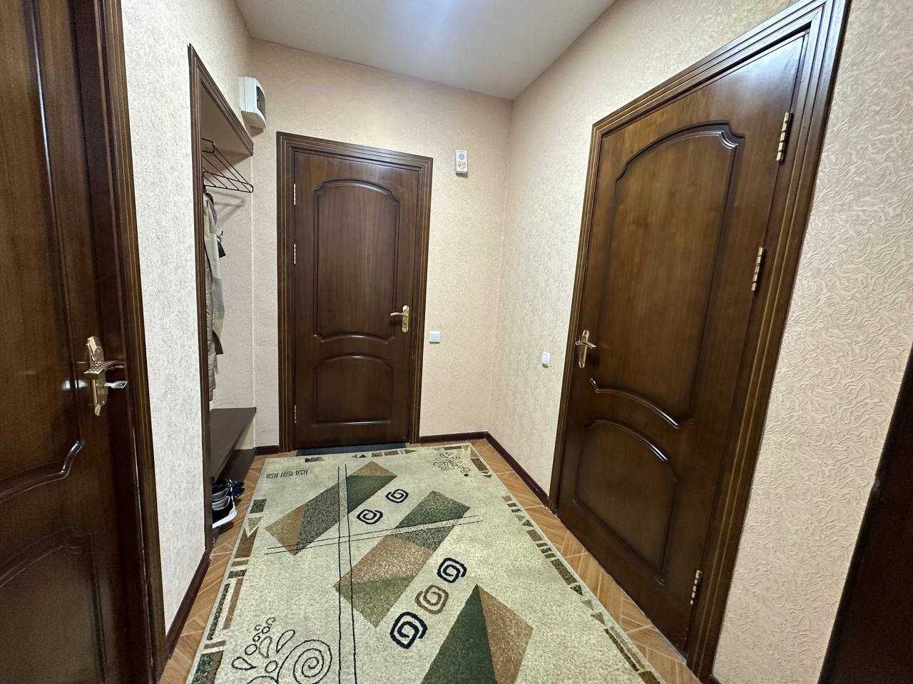 Ц-7 Цум Центре квартира 3 ком 700y.e