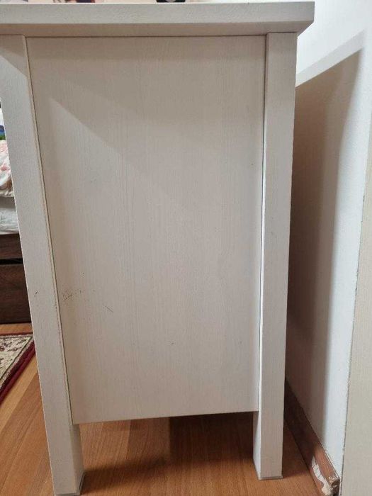 Noptiera Ikea, in stare foarte buna