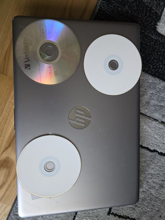 Laptop hp i5 gen 10 Nvidia mx110
