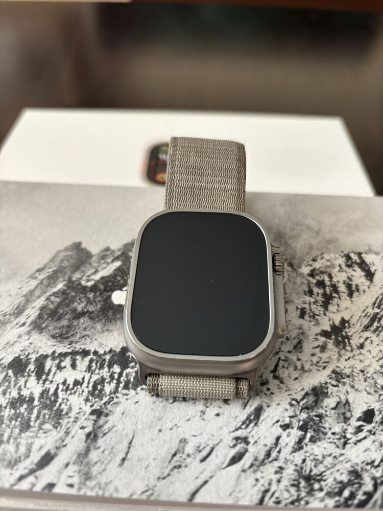 Apple Watch ultra 2 Olive Alpine 49mm