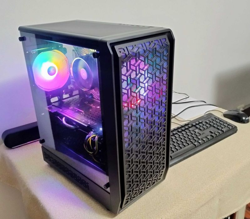 Calculator PC gaming Ryzen 5 RAM 16GB DDR4 video GTX 980 4GB SSD 256GB