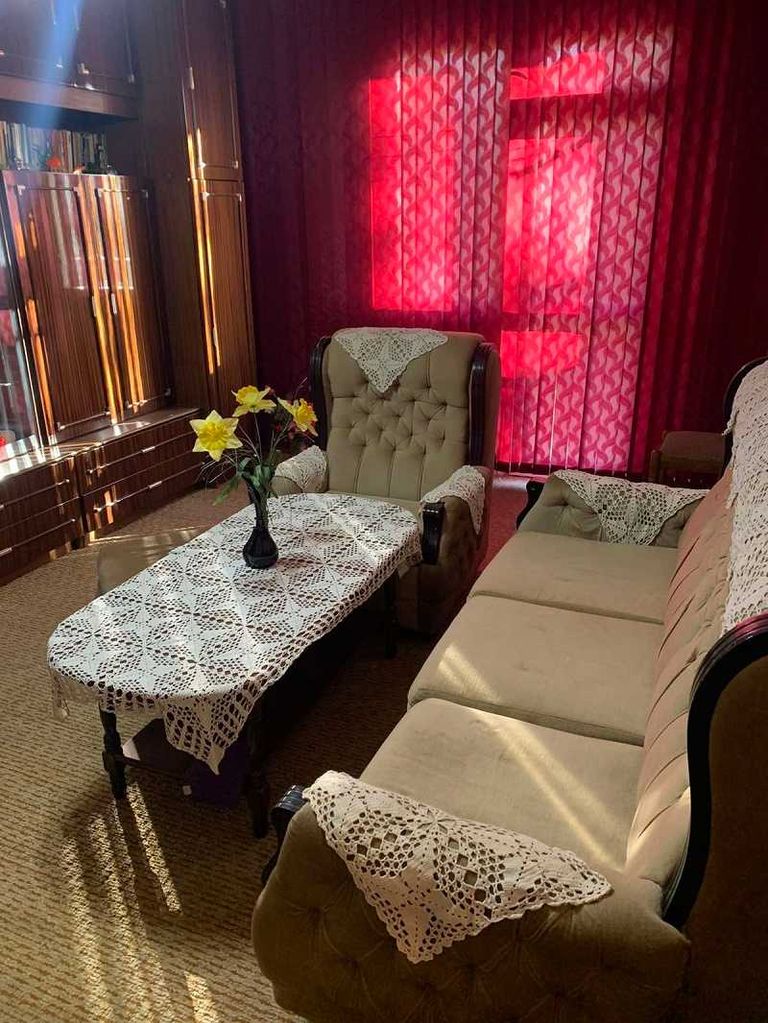 Дава се под наем Двустаен апартамент в Димитровград - 68 кв.м за 178.5 € - Снимка #1