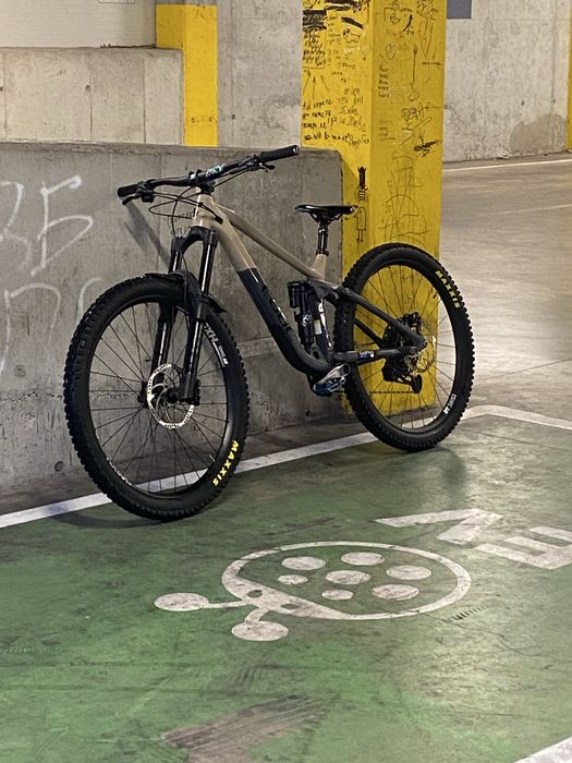Продава се рамка Cube stereo race 170 L размер