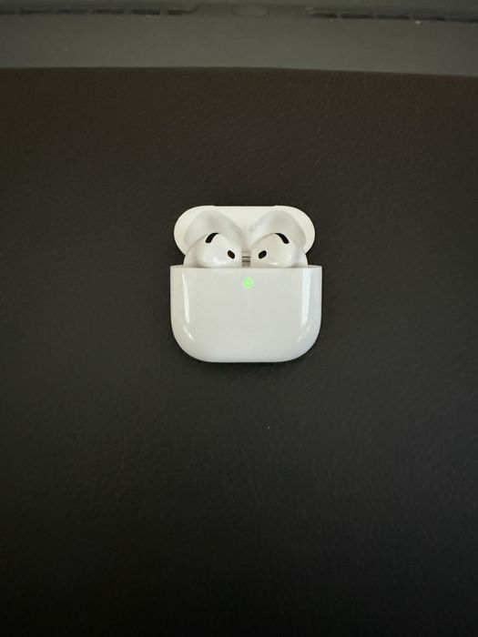 Apple airpods 4 (ANC)