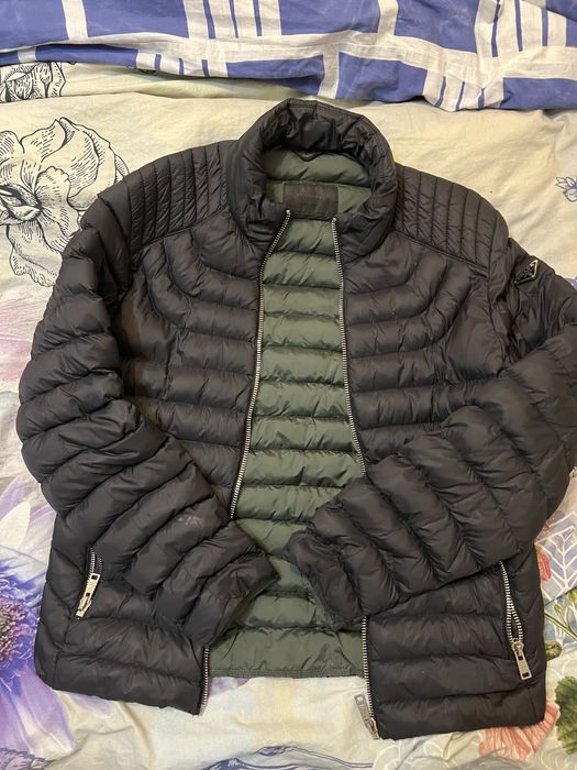 prada puffer jacket de femei marimea L neagra