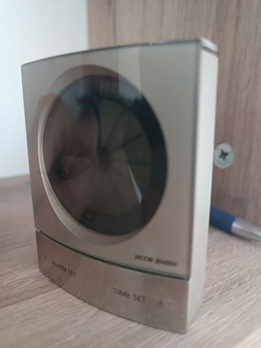 Ceas de masa Bang& Olufsen by Jacob Janson