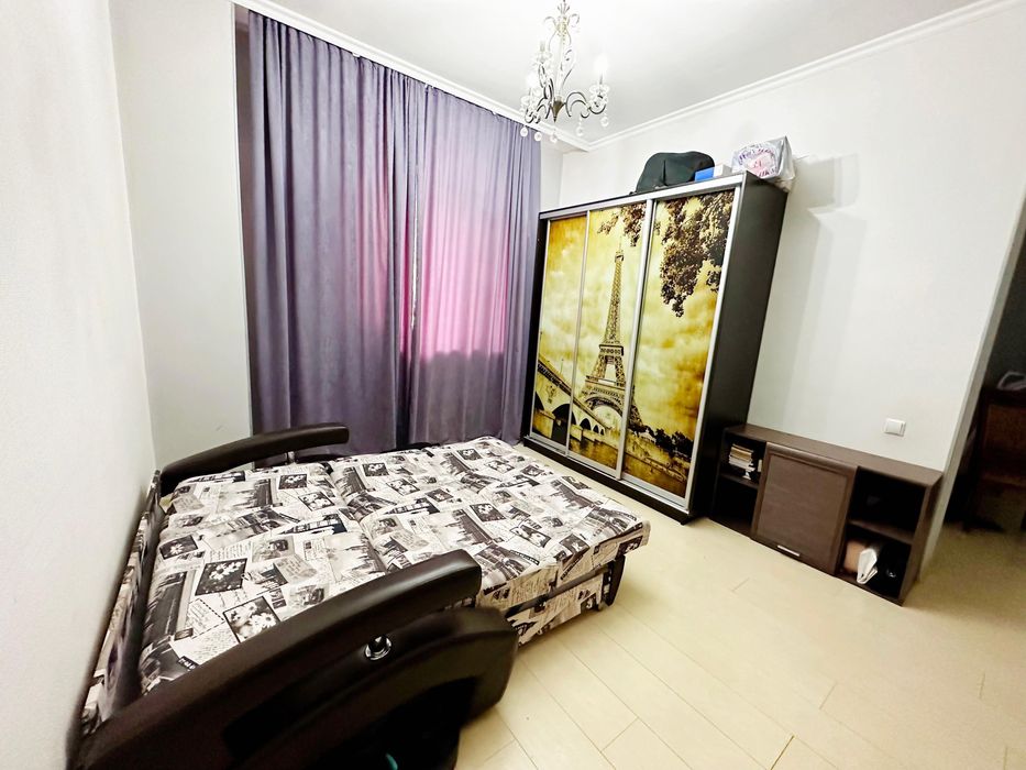 Диван-кровать и шкаф комплект