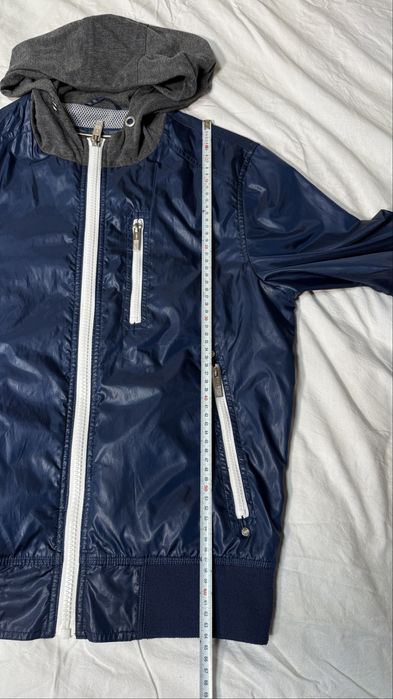 Geaca guess marimea S