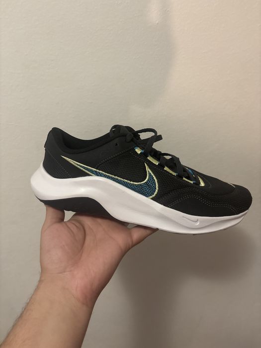 Nike Legend Essential 3 NN