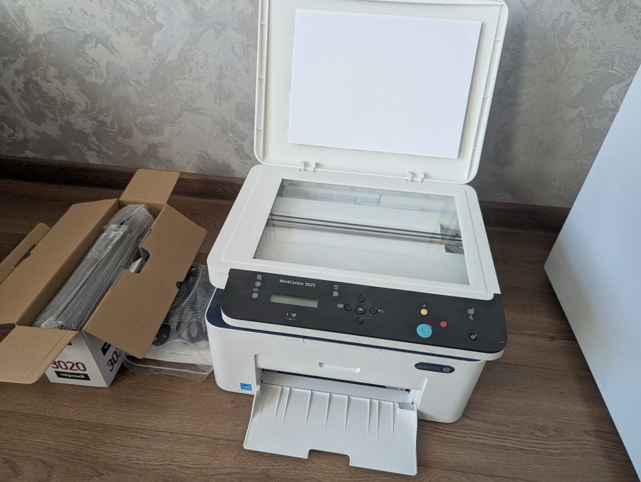Продается принтер Xerox 3025BI