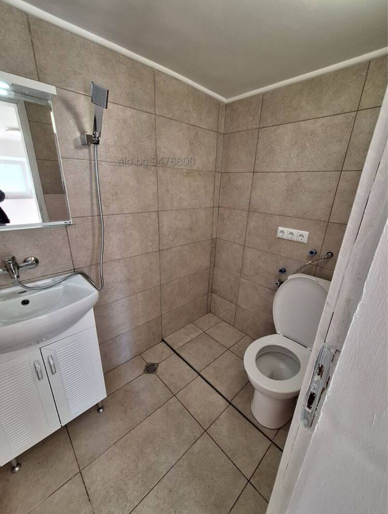 Продава се Офис в к.к. Св.Св. Константин и Елена - 14 кв.м за 2000 €/кв.м - Снимка #1