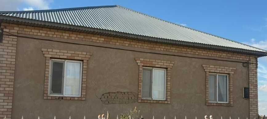 Продаю дам с участком . Срочный выкуп интересует.