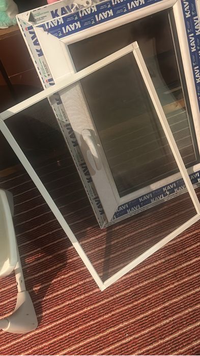 Продам пластиковое окно
