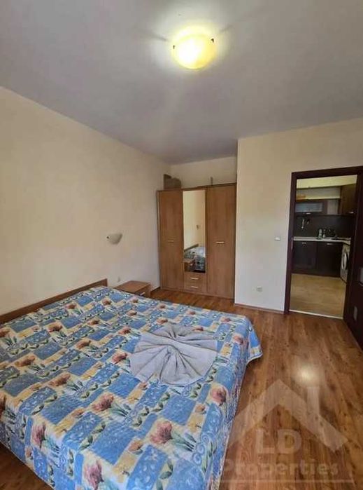 Двустаен апартамент в комплекс на втора линия от морето в р-н Кабакум