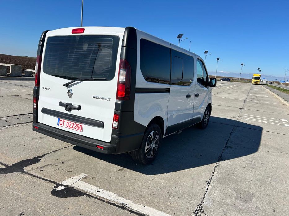 Renault Trafic 2.0 170cp cutie automata