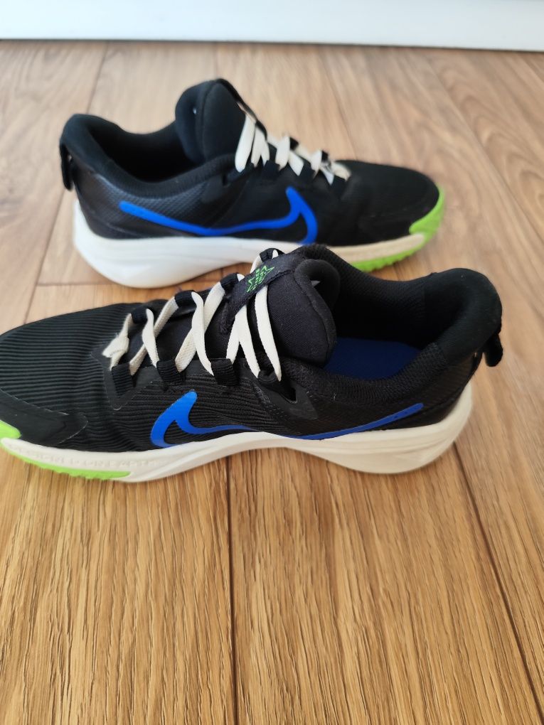 Детски маратонки Nike