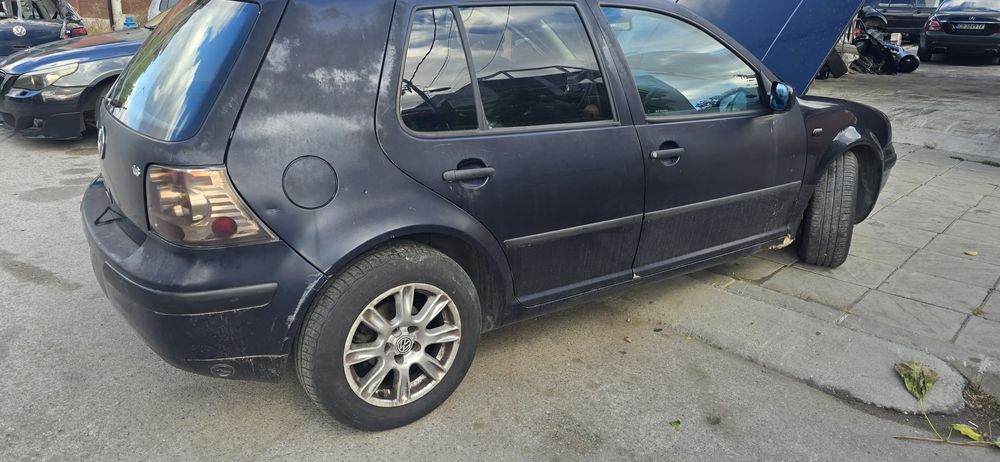 Golf 4 1.6 SR на части