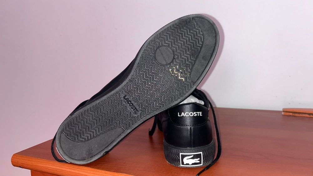 Pantofi Lacoste negri mărimea 44.5