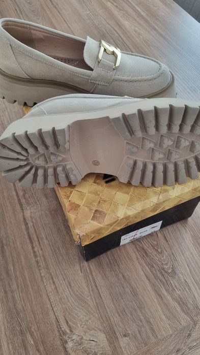 Ежедневни бежови обувки