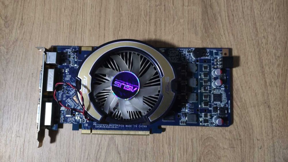 Видеокарта ASUS EN9600GSO - состояние неизвестно. Цена: 1000 тг