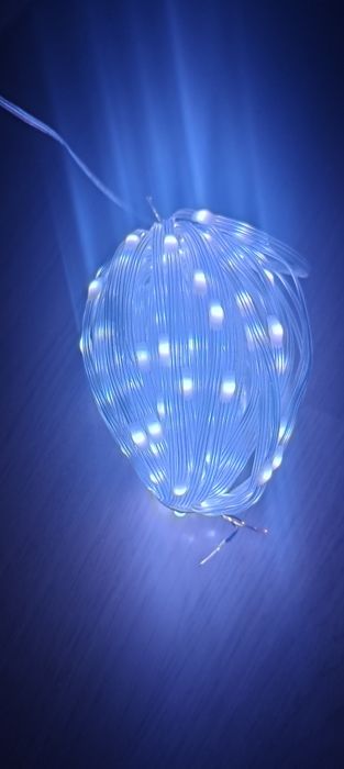 Instalatie LED, bandă RGB cu Bluetooth și aplicatie telefon