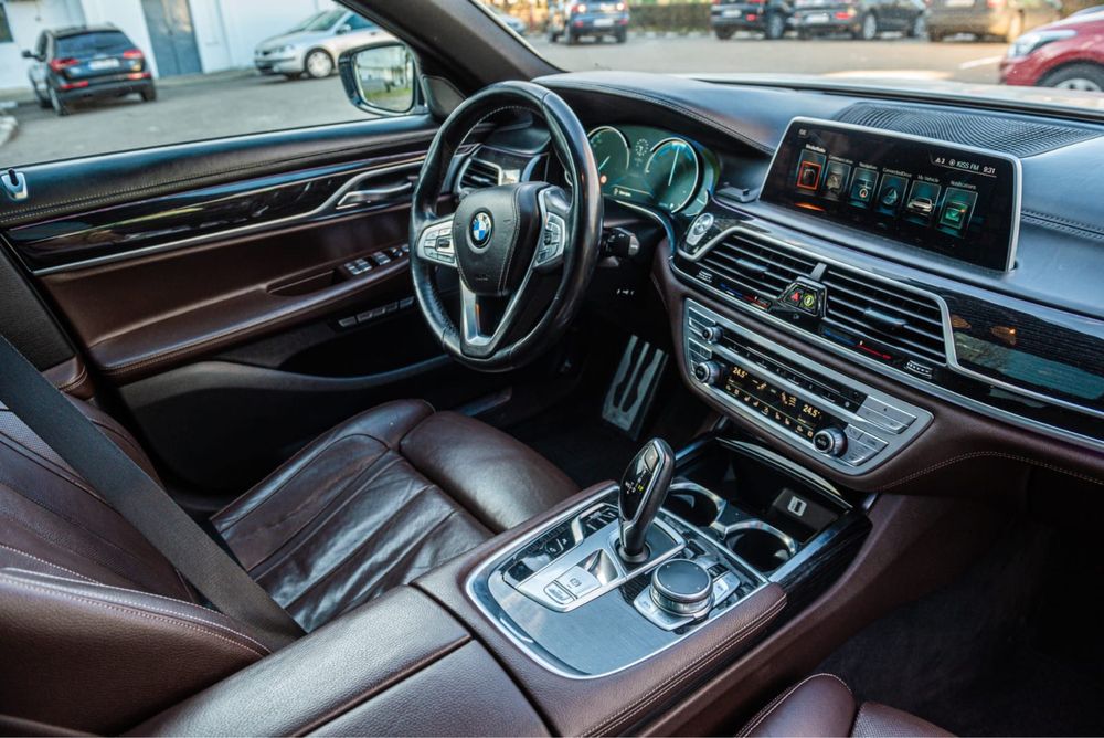 BMW seria 740 xdrive EXTRA FULL